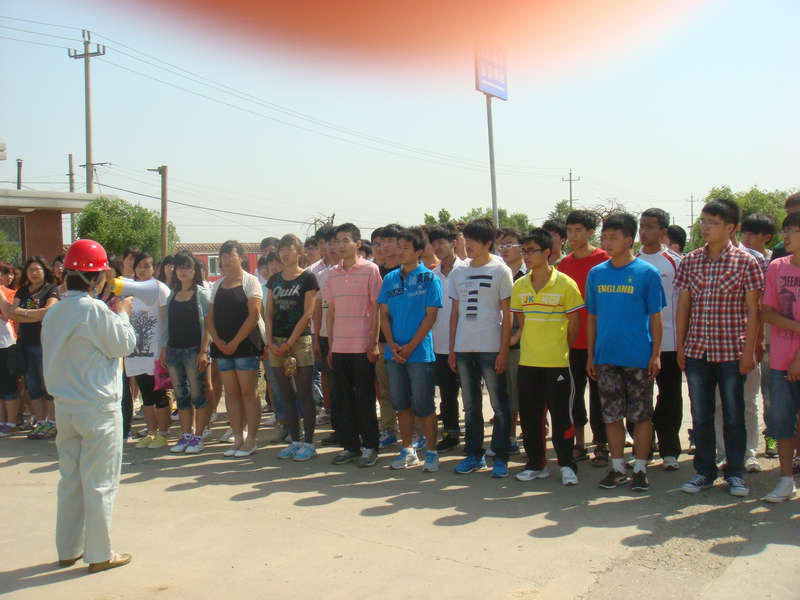 2012530132318381.jpg